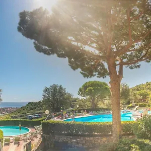 Villaggio Colombo Nuova Gestione Aparthotel